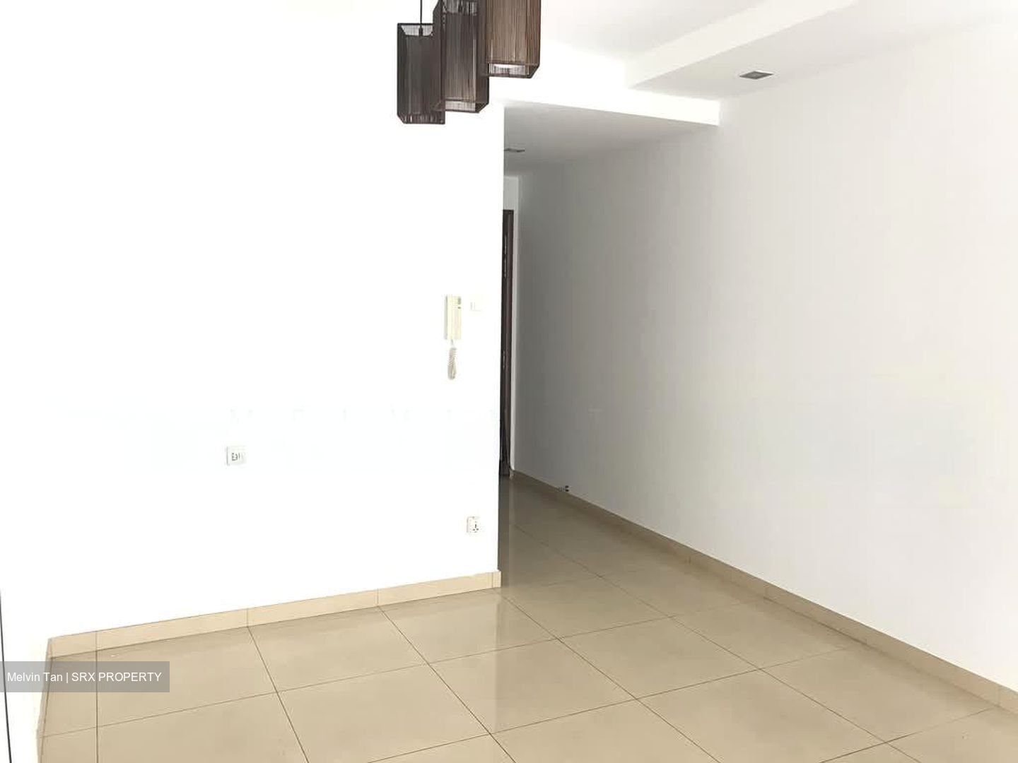 The Esparis (D18), Condominium #567014881